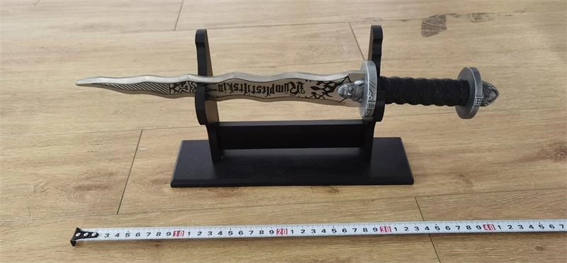 Grimms Fairy Tales sword 955054